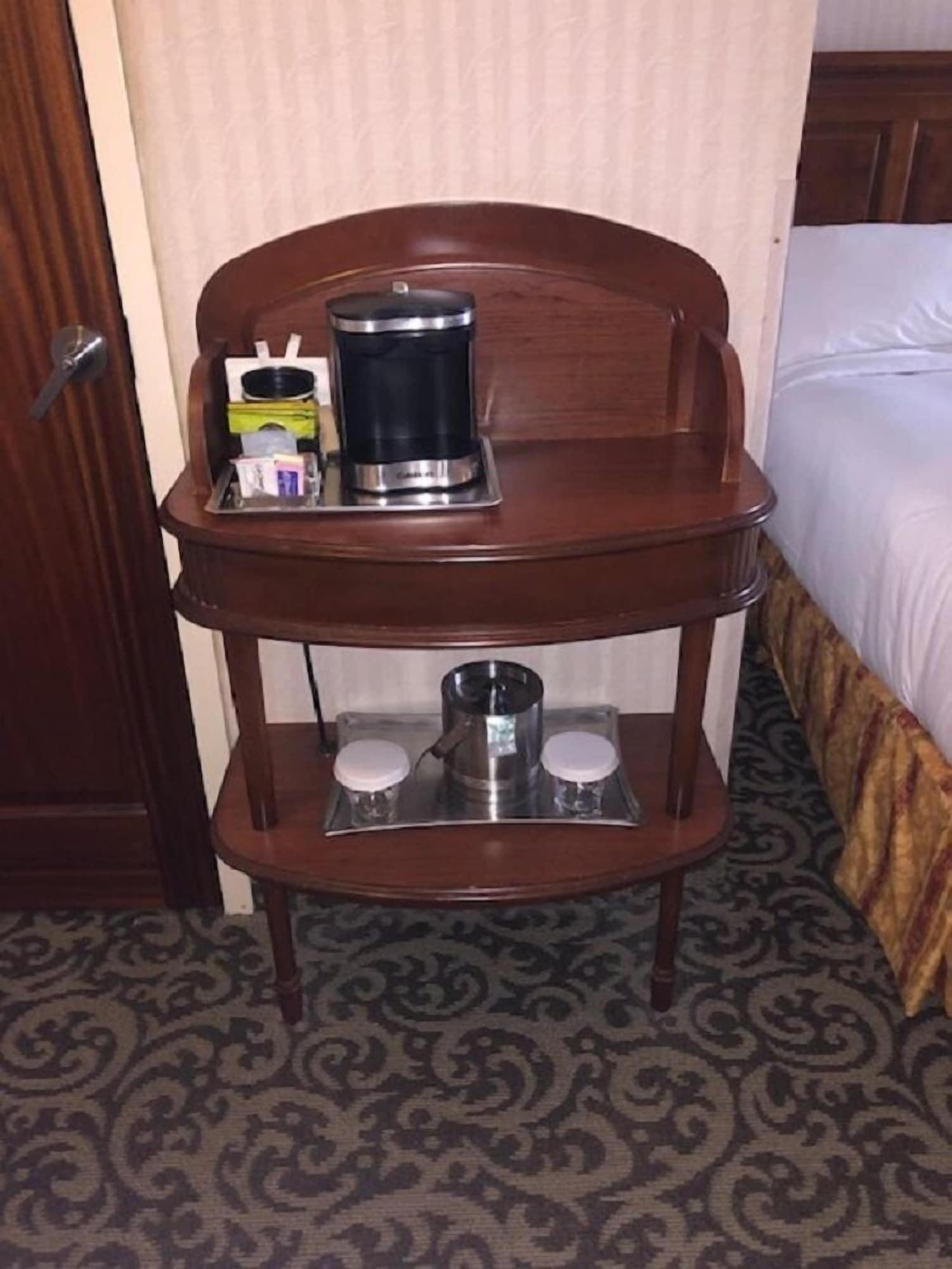 Doubletree By Hilton Lisle Naperville Экстерьер фото