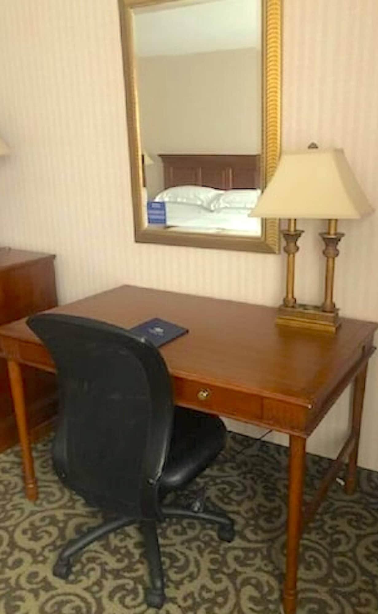Doubletree By Hilton Lisle Naperville Экстерьер фото